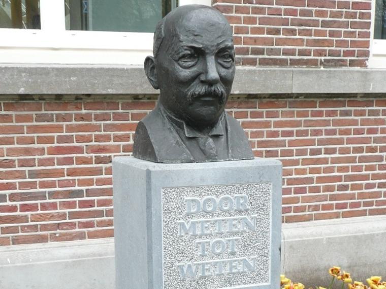 Bust of Heike Kamerlingh Onnes