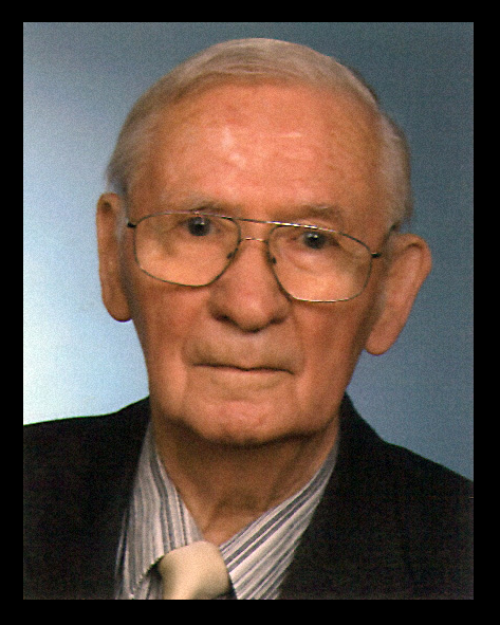 Hans Hillman headshot
