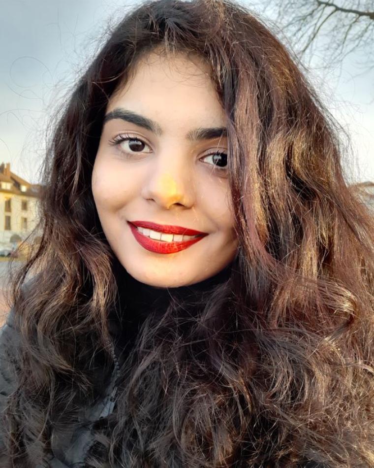 Arooj Akbar photo