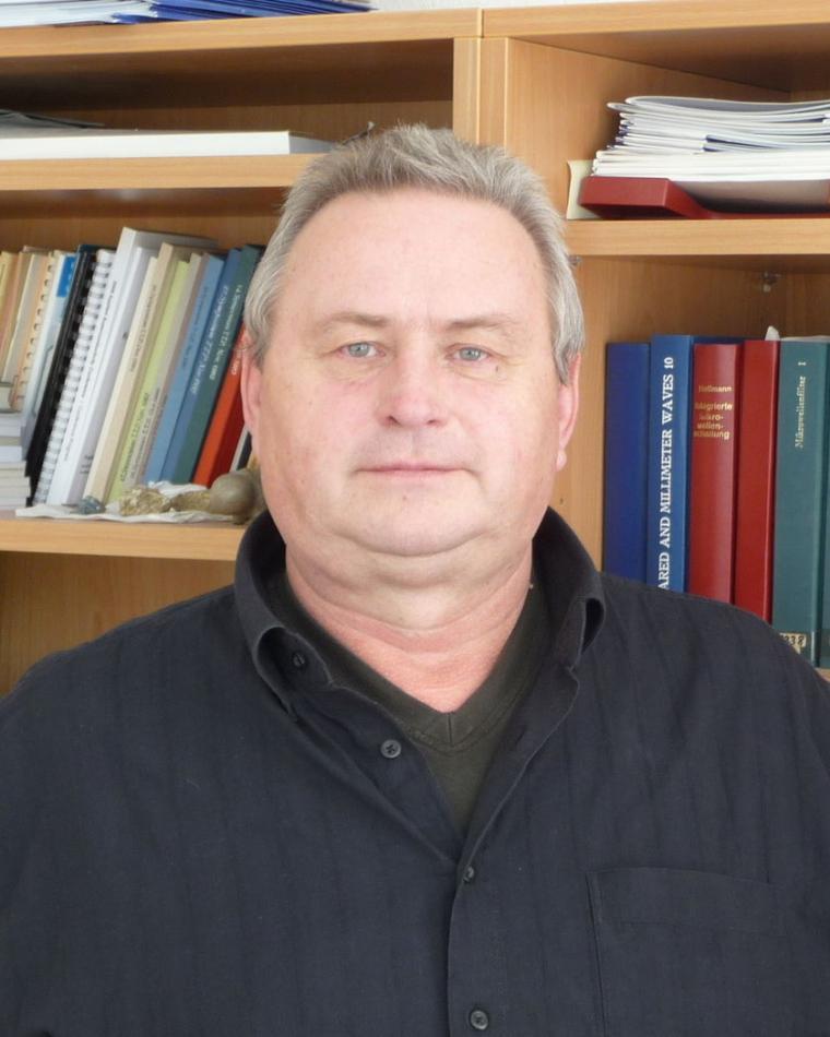 Hans-Georg Meyer headshot