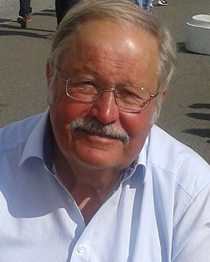 Helmut Krauth